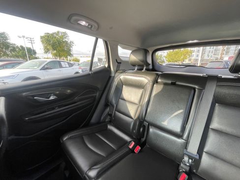 Used 2024 GMC Terrain SLT image 42