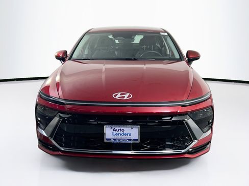 Used 2024 Hyundai Sonata SEL AWD/4WD image 2