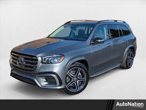 New 2026 Mercedes-Benz GLS 450 4MATIC image 1