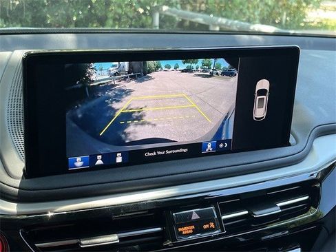 Certified 2026 Acura MDX FWD w/ Technology Package image 18