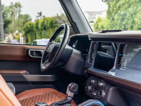 Used 2023 Ford Bronco Outer Banks image 36