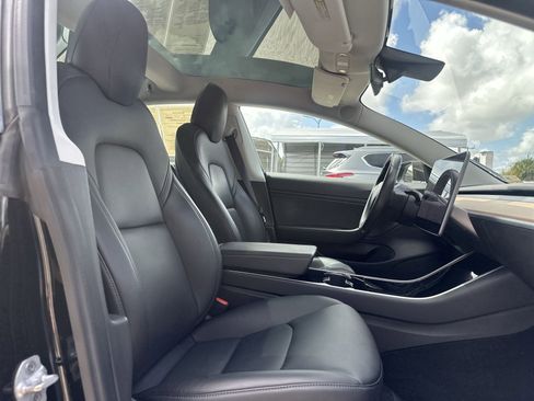 Used 2019 Tesla Model 3 Standard Range Plus image 26