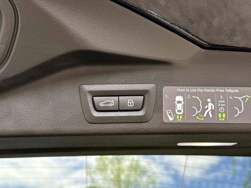 New 2026 BMW X5 xDrive40i w/ M Sport Package AWD/4WD image 11