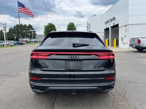Used 2022 Audi Q8 Premium Plus AWD/4WD image 6