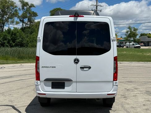 Used 2020 Mercedes-Benz Sprinter 1500 w/ Driver Convenience Package image 8