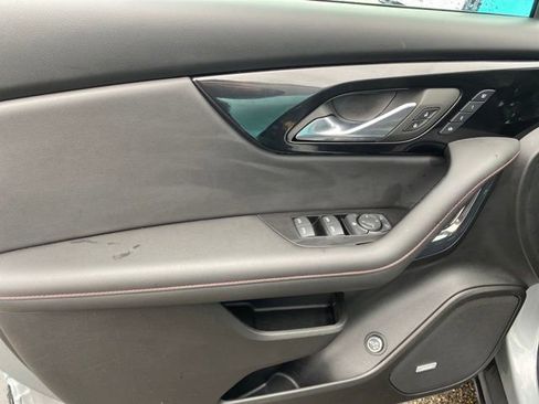 Used 2023 Chevrolet Blazer RS w/ Driver Confidence II Package image 17