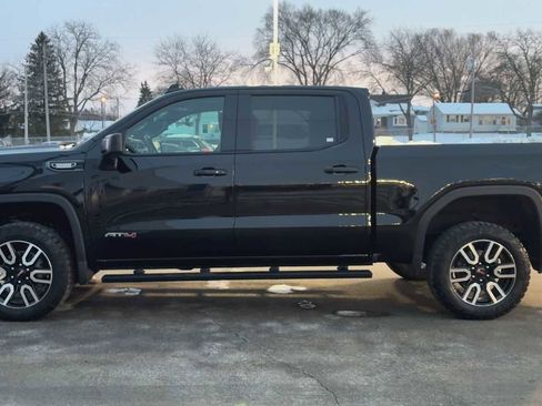 Certified 2023 GMC Sierra 1500 AT4 w/ Technology Package image 5