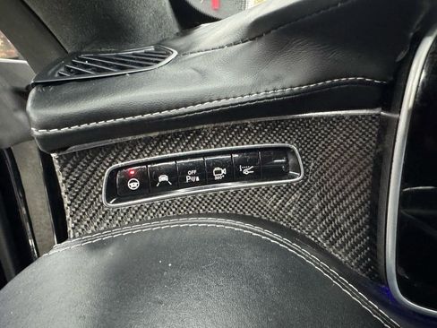 Used 2017 Mercedes-Benz S 63 AMG 4MATIC Cabriolet image 39