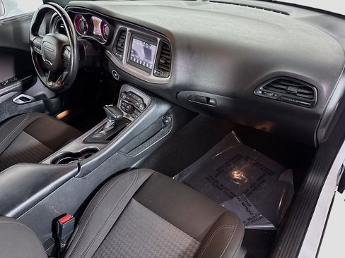 Used 2023 Dodge Challenger SXT image 28