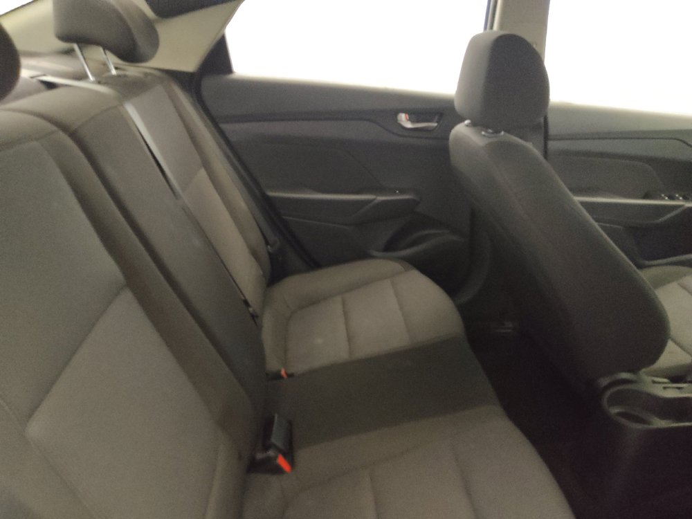 Used 2021 Hyundai Accent SE FWD image 19