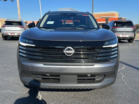 New 2026 Nissan Kicks SV w/ SV Premium Package image 2