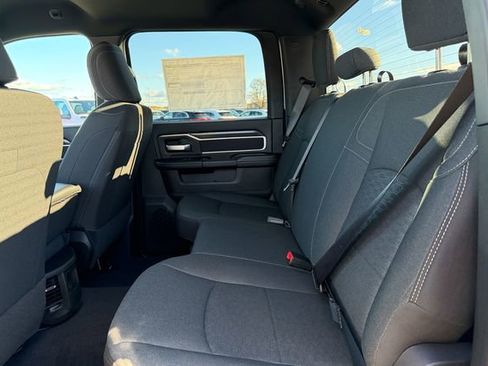 New 2026 RAM 3500 Big Horn AWD/4WD image 24