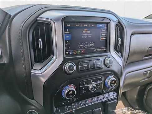 Used 2021 GMC Sierra 1500 SLT w/ SLT Convenience Package image 11