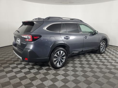 Used 2024 Subaru Outback Limited AWD/4WD image 4