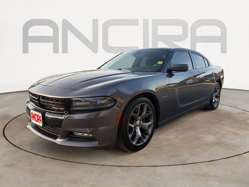 Used 2016 Dodge Charger R/T w/ Navigation & Travel Group image 7