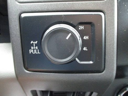 Used 2019 Ford F250 XL w/ Power Equipment Group AWD/4WD image 23