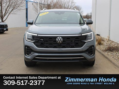 Used 2024 Volkswagen Atlas SEL Premium R-Line image 4