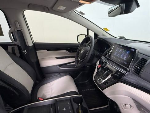 Used 2026 Honda Odyssey Elite image 52