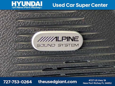 Used 2023 Dodge Challenger R/T w/ Plus Package RWD image 31