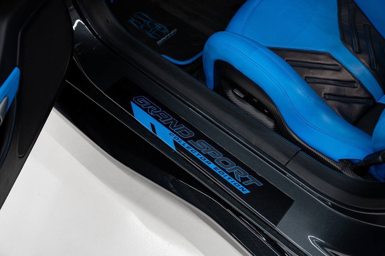 Used 2017 Chevrolet Corvette Grand Sport RWD image 44