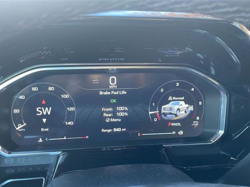 New 2026 GMC Sierra 1500 SLE image 12