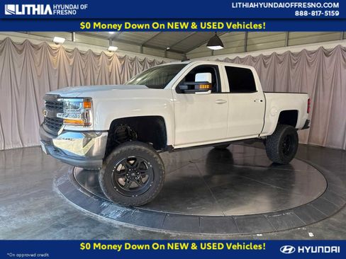 Used 2018 Chevrolet Silverado 1500 LT w/ Max Trailering Package AWD/4WD image 1
