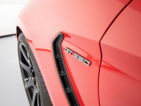 Used 2017 Ford Mustang Shelby GT350R image 52