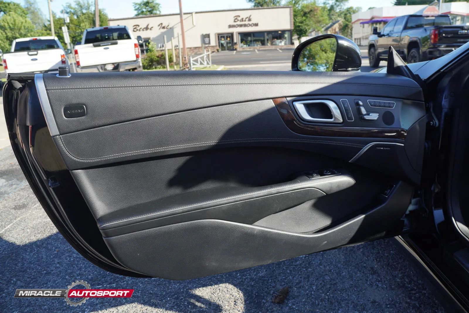 Used 2014 Mercedes-Benz SL 550 image 15