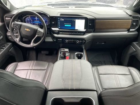 Used 2025 Chevrolet Silverado 1500 High Country w/ High Country Premium Package AWD/4WD image 21
