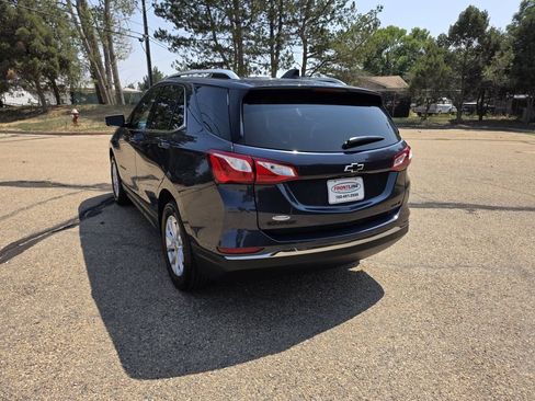 Used 2018 Chevrolet Equinox LT w/ Sun & Infotainment Package AWD/4WD image 4