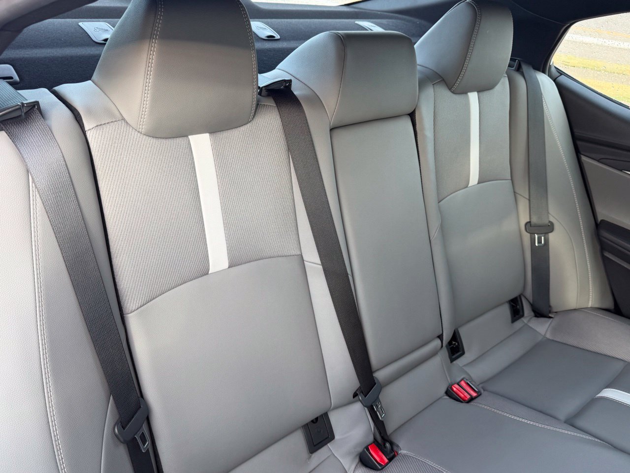 Used 2025 Toyota Camry SE w/ Convenience Package FWD image 33
