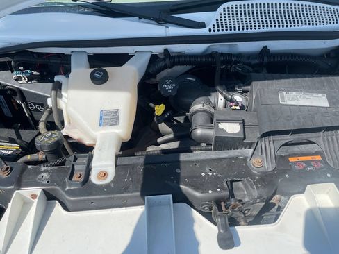 Used 2014 Chevrolet Express 1500 AWD image 44