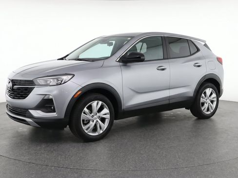 Used 2025 Buick Encore GX Preferred AWD/4WD image 3