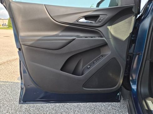 Used 2020 Chevrolet Equinox Premier FWD image 13