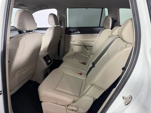 Used 2019 Volkswagen Atlas SE FWD image 24