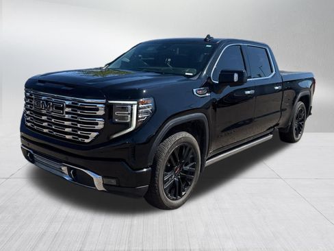 Used 2022 GMC Sierra 1500 Denali AWD/4WD image 3