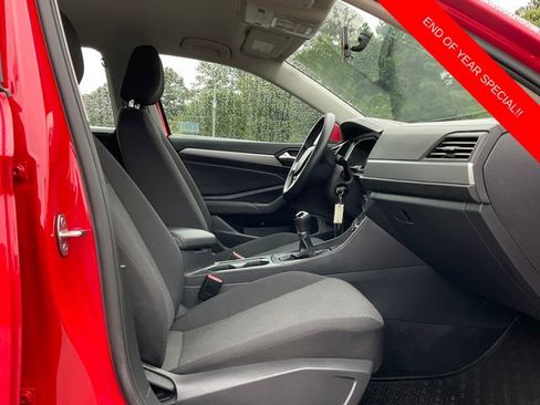 Used 2019 Volkswagen Jetta S image 14