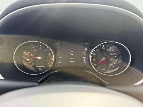 Used 2018 Jeep Compass Latitude w/ Popular Equipment Group image 17