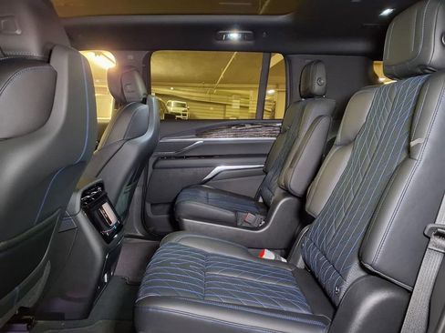 New 2026 Cadillac Escalade IQL Luxury AWD/4WD image 12