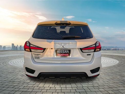 Used 2024 Mitsubishi Outlander Sport LE image 6