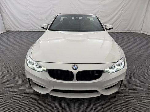Used 2018 BMW M4 Convertible RWD image 3