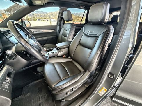 Used 2023 Cadillac XT6 Luxury image 19