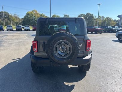 New 2025 Ford Bronco 4-Door w/ Sasquatch Package