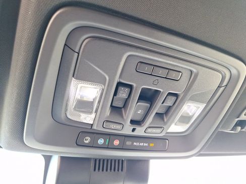 Used 2024 GMC Sierra 2500 AT4 w/ AT4 Premium Plus Package image 21