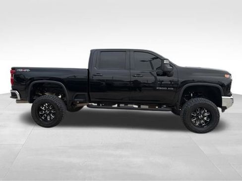 Used 2025 Chevrolet Silverado 2500 LT w/ Safety Package image 10