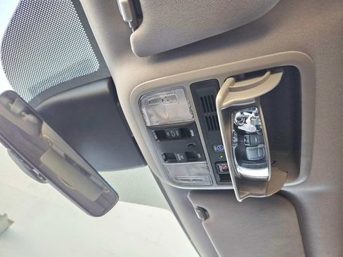 Used 2023 Honda Odyssey Touring image 29