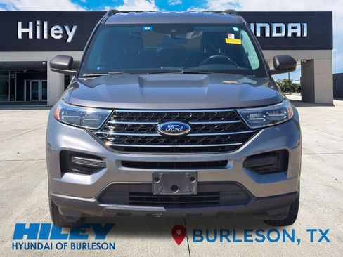 Used 2021 Ford Explorer XLT RWD image 7
