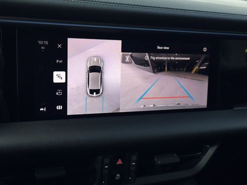 Certified 2025 Porsche Macan Electric RWD image 18