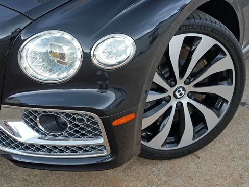 Used 2023 Bentley Flying Spur Azure AWD/4WD image 79