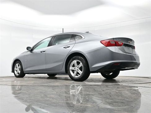 Used 2024 Chevrolet Malibu LT image 28